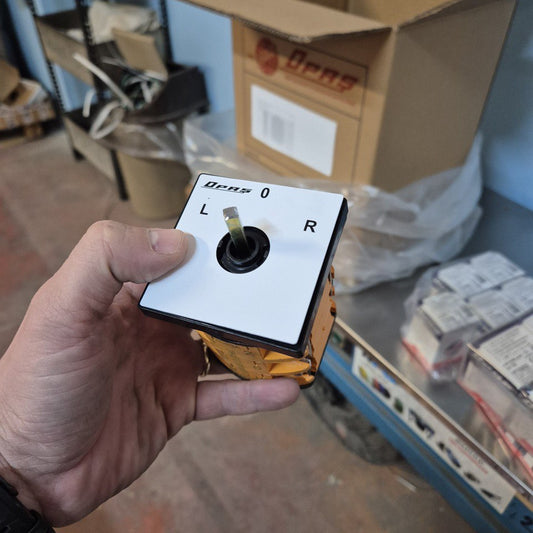 Motor Reversing 3 position Rotary Cam Switch, 1-0-1, L-0-R, 3 poles, 16-125A, OPAŞ