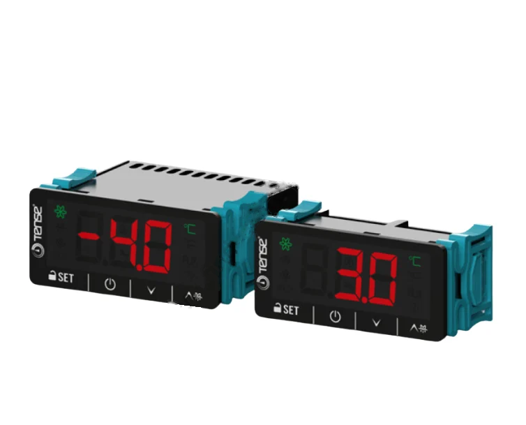 Cooling Digital Thermostat / Temperature controller,  panel mounted, -50ºC ...+150ºC, 3 relay outputs , 2 temperature probes, digital input
